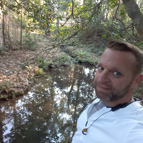 Meet your Posher, Andrew - Picture 1 of 1